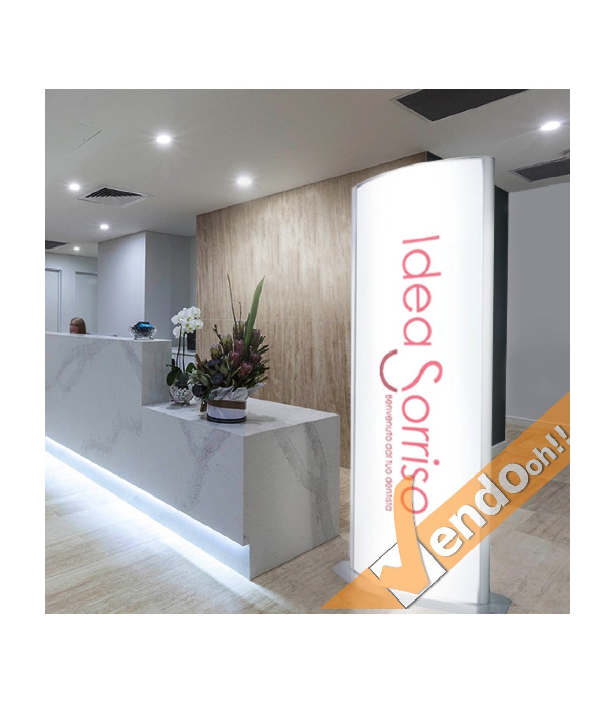 TOTEM PUBBLICITARIO ESPOSITORE DA TERRA BIFACCIALE COMUNICAZIONI E INDICAZIONI