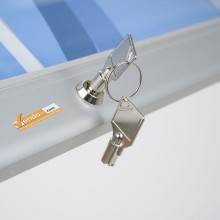 DETTAGLIO SERRATURA PORTA MENU DA PAVIMENTO ILLUMINATO DA ESTERNO FORMATO 2XA4 BACHECA LUCE LED 220V