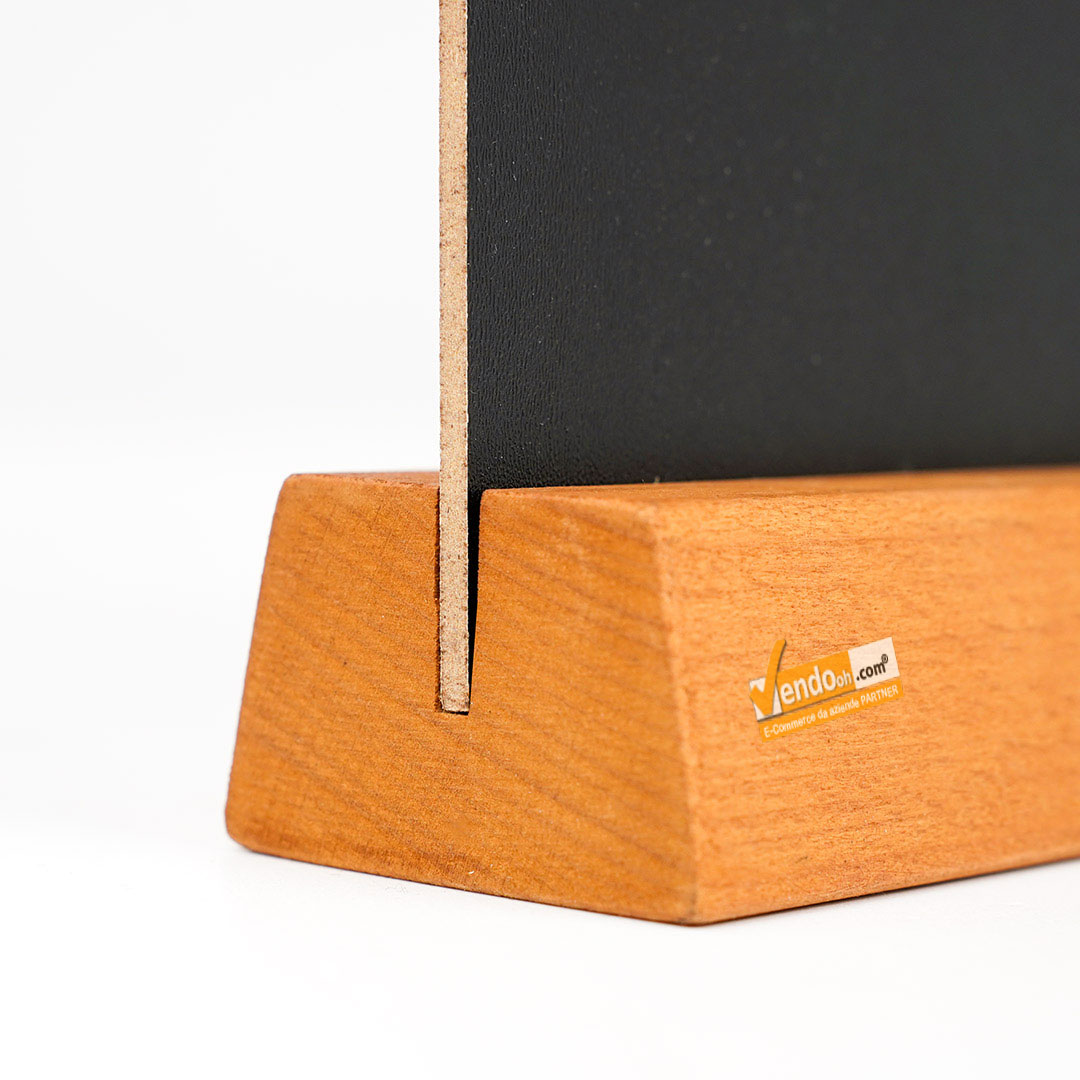 Lavagna WDB-LA6 utilizzata in contesto ristorante per menù