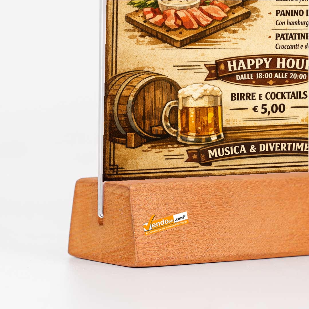 Porta avvisi WDB-PA5 formato A5 utilizzato al bancone di un bar