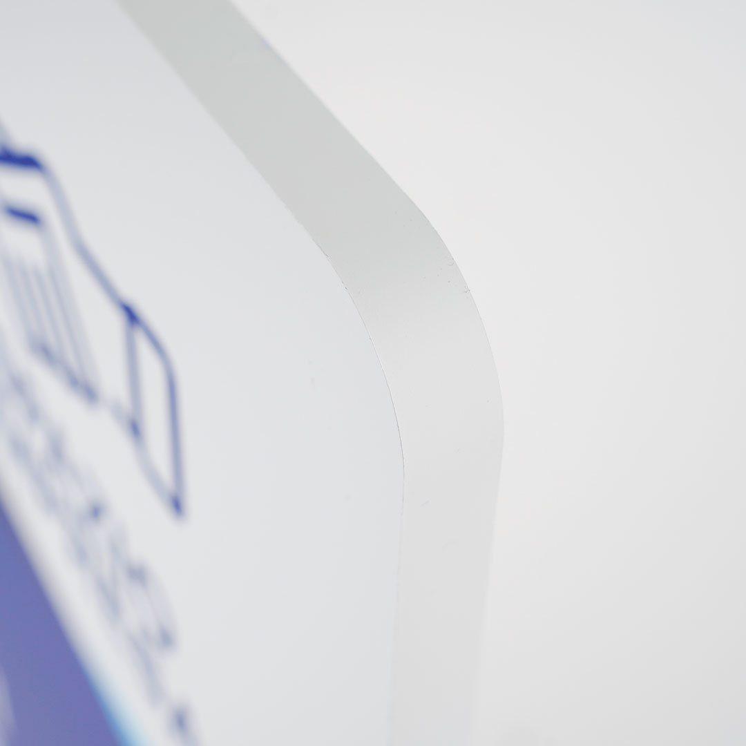 Dettaglio angolo superiore arrotondato TSAND120X200